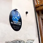 Aux Pieds Du Malatra' 2 דירה *