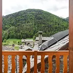 Aux Pieds Du Malatra' 2 Apartmán