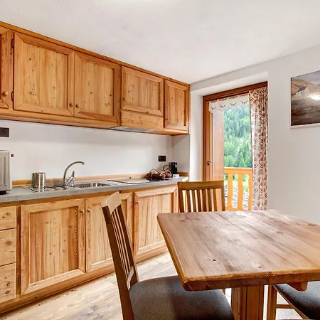 Aux Pieds Du Malatra' 2 Lägenhet *