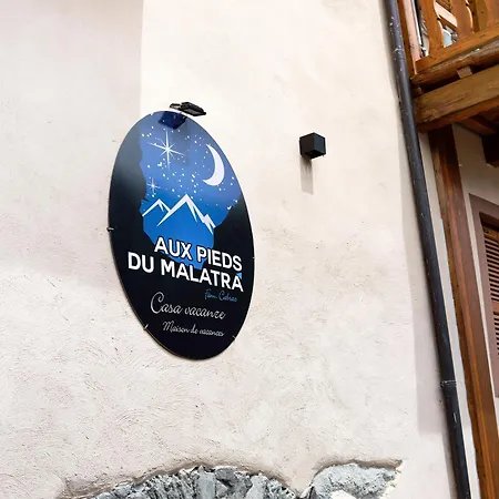 Aux Pieds Du Malatra' 2 Lägenhet *